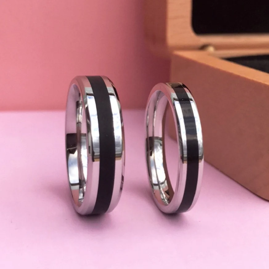 Aliança Prateada com Banda Preta 4mm e 6mm em Aço para Casamento, Namoro ou Compromisso - REF00004 - Image 7