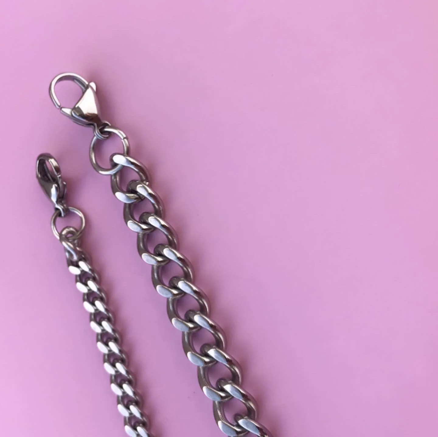 Conjunto de Pulseiras para Namorados ou Casais - His Beauty/Her Beast - em Aço - REF1068 - Image 3